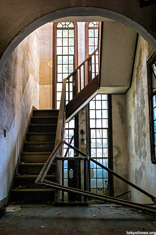 abandoned Japanese house