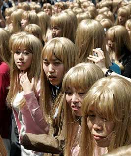 japanese girls blonde wig