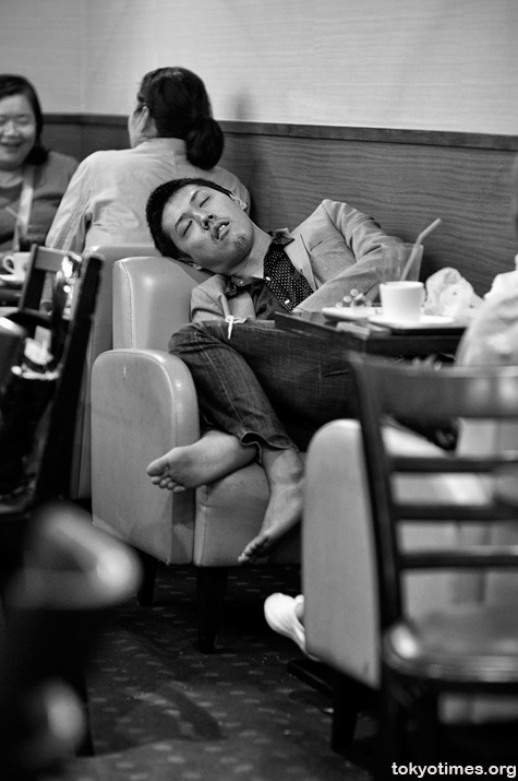 Tokyo coffee shop sleeping