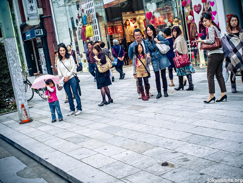 a mouse in Ginza, Tokyo