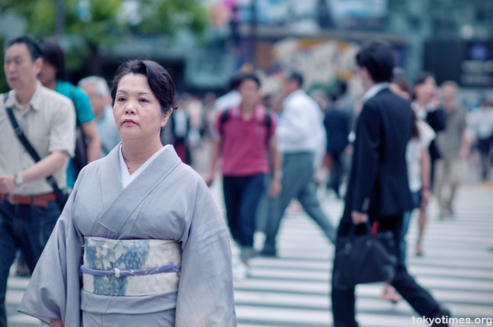 kimono at Shibuya Crossing