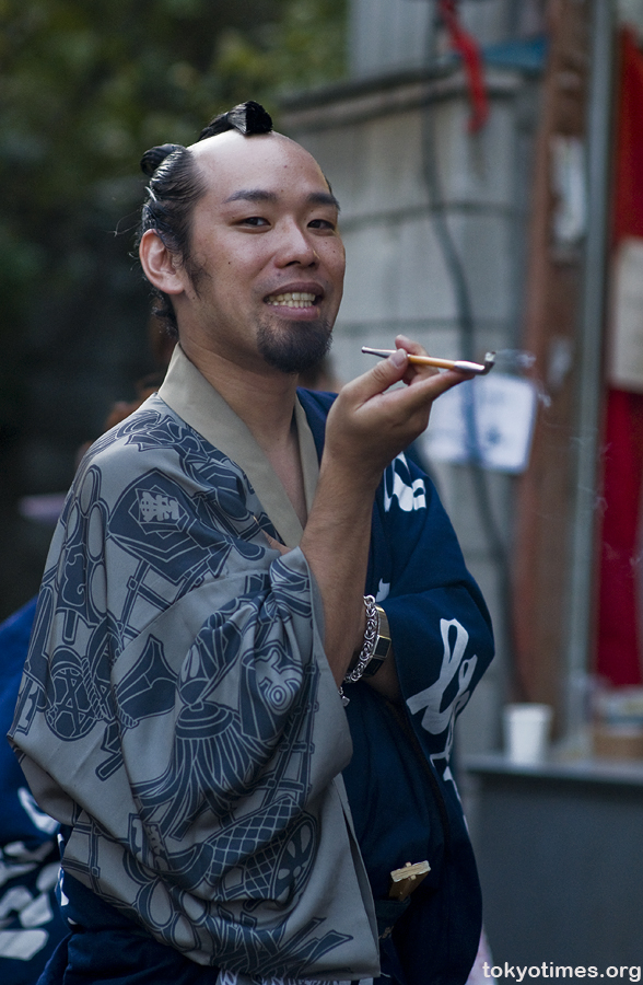 Traditional Japanese clothes and hairstyle — Tokyo Times