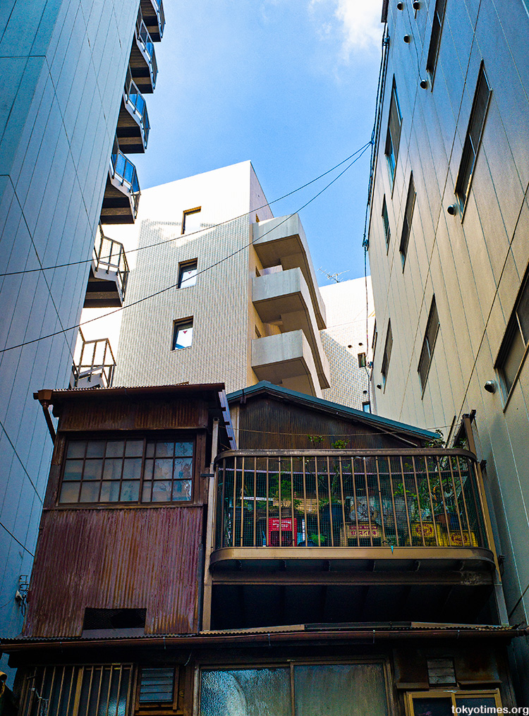 old and new Tokyo buildings