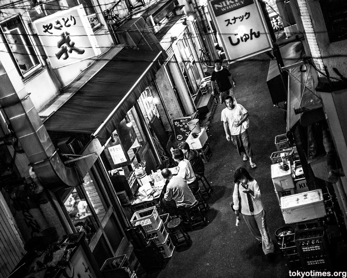 old Tokyo street
