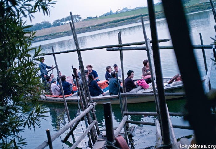 Tokyo man-powered ferry Yagiri-no-watashi