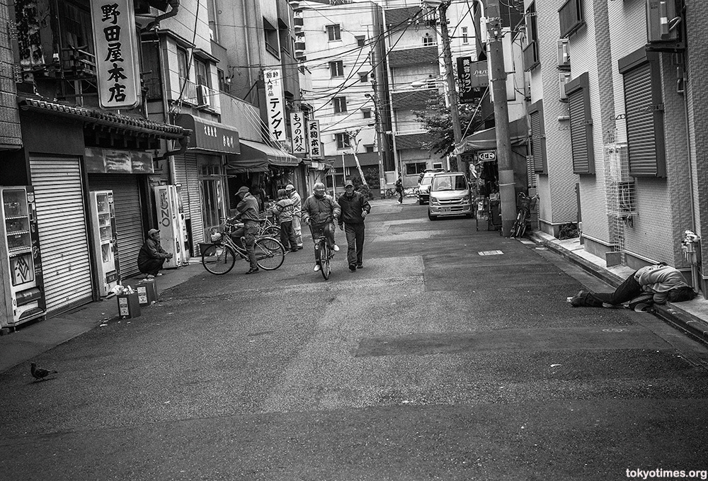 Tokyo poor and homeless in Sanya