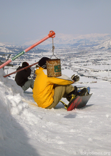 Japan snowboarding
