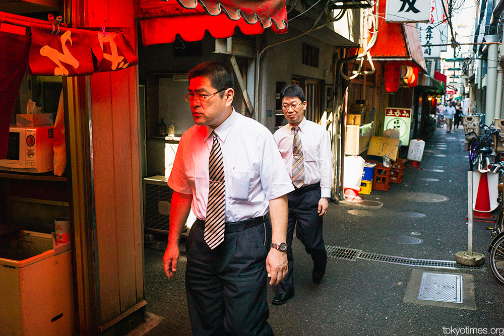 Tokyo red light alley lunch spot