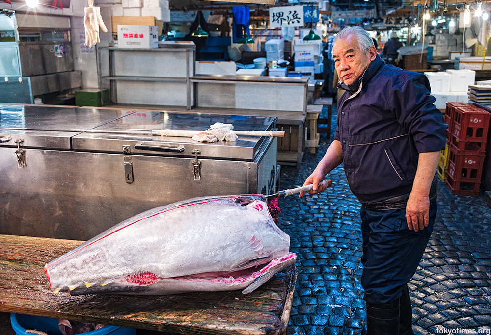 Tsukiji fish market tuna