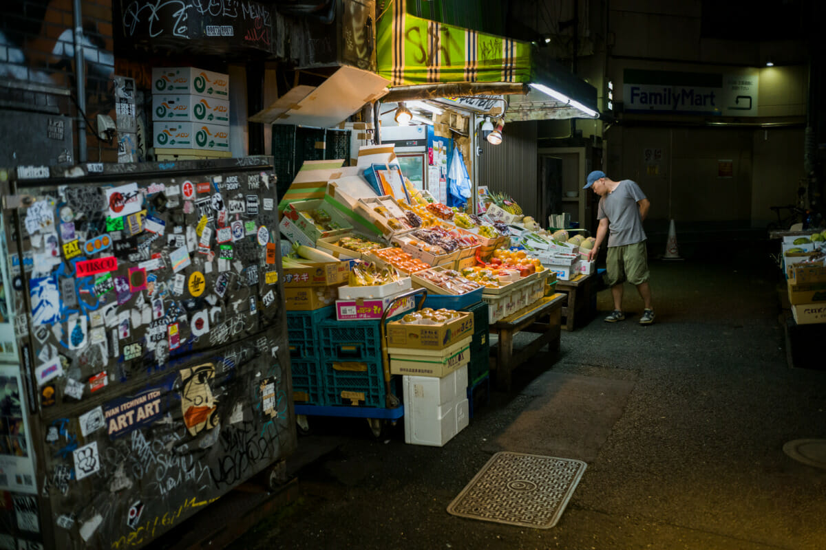 Tokyo dingy alleyway fruit and vegetables