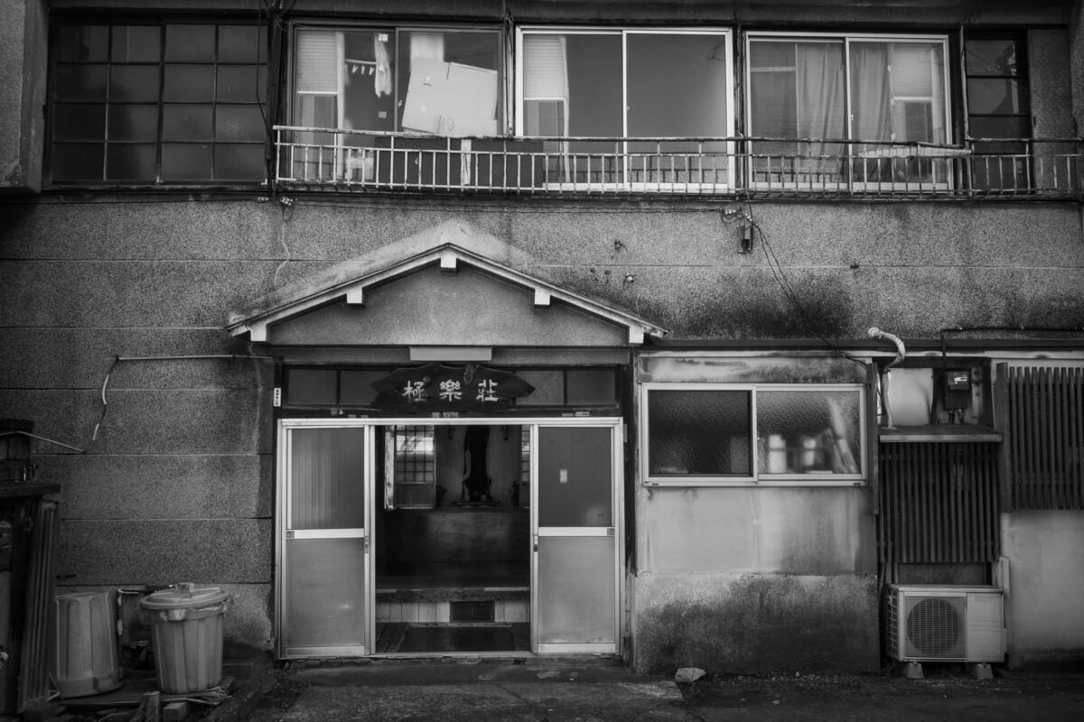 an old and faded long stay Tokyo ryokan
