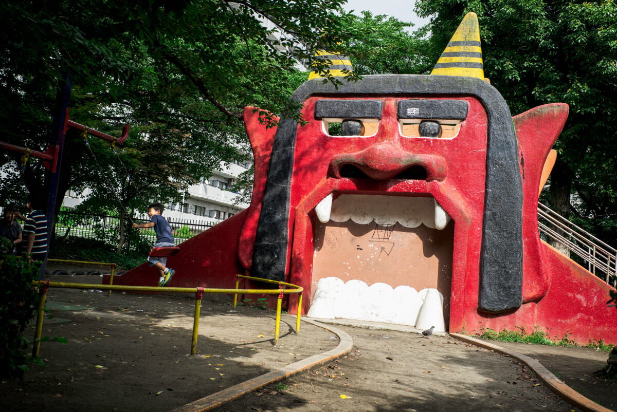 Tokyo devils playground