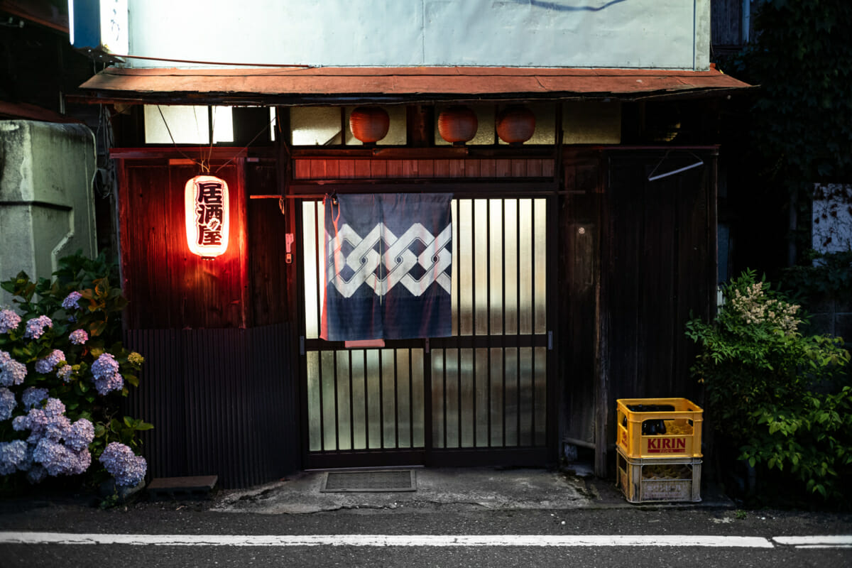 a traditional little Tokyo bar