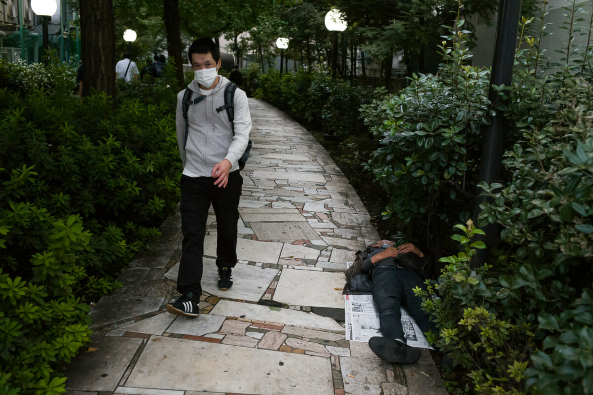 the sad sight of unseen poverty in Tokyo